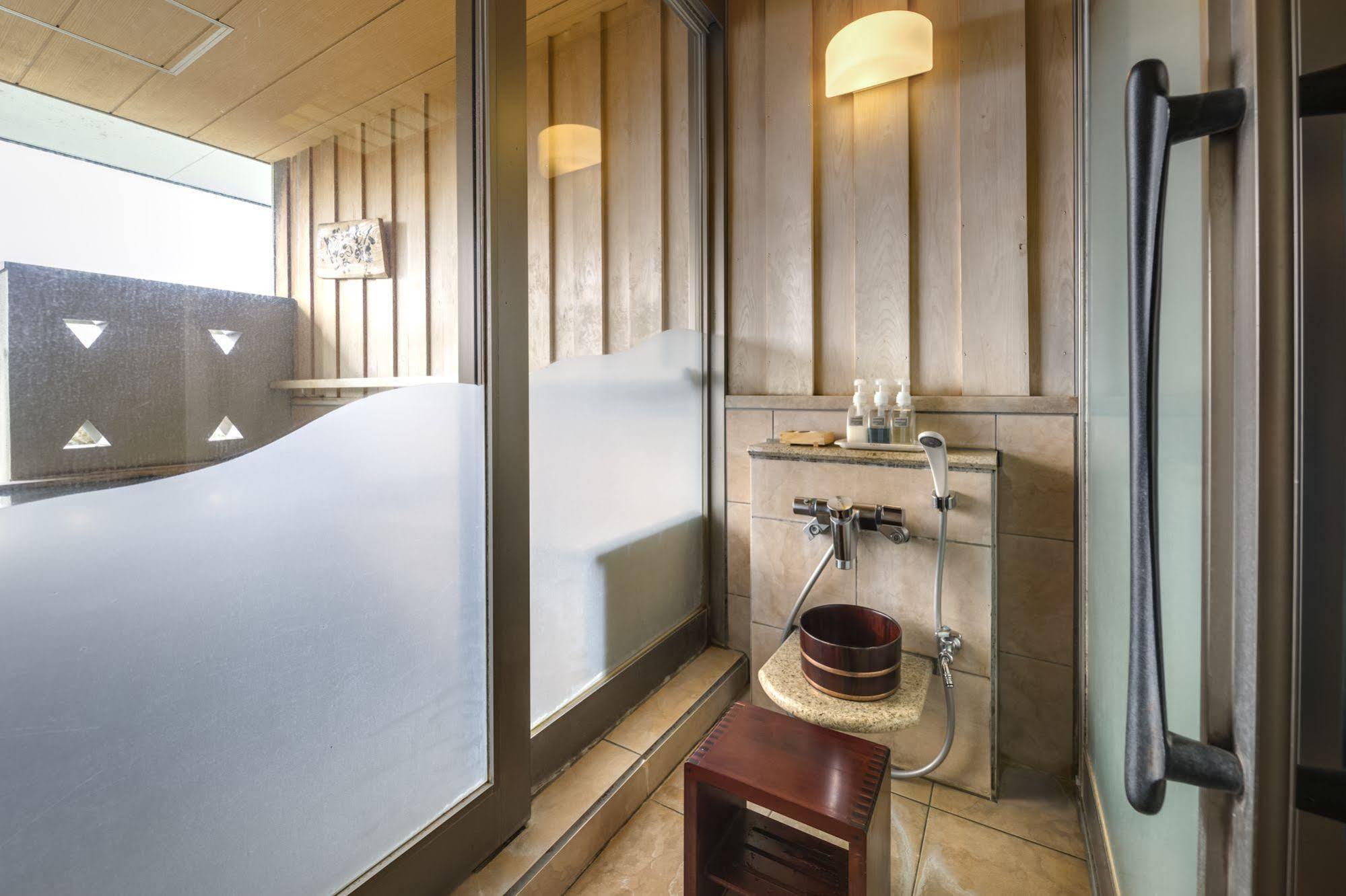 Hotel Kaneyamaen Fujiyoshida Eksteriør bilde